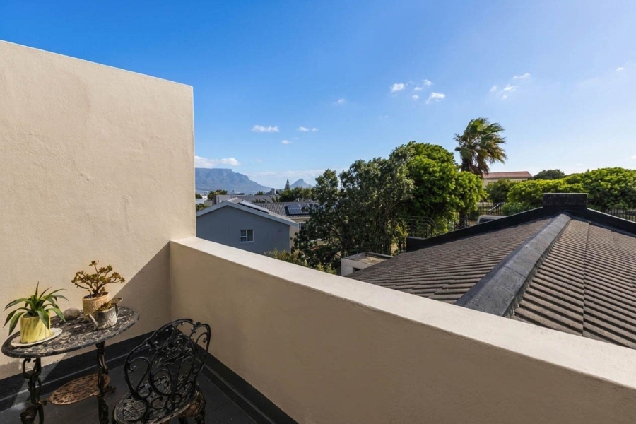 6 Bedroom Property for Sale in Tijgerhof Western Cape